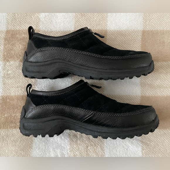 Lands End Leather Quilted Shoe size 7 Black Womens Casual Shoes New in Box - Picture 5 of 10